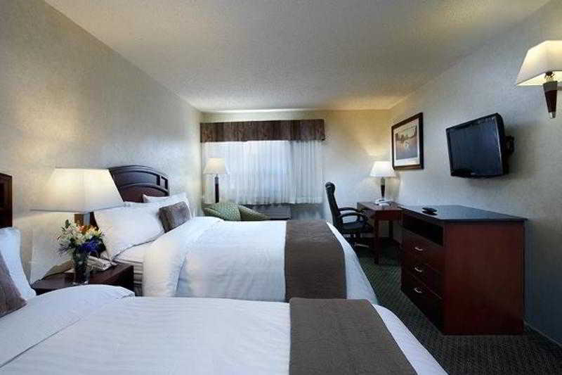 Best Western Airport Inn YYC Eksteriør bilde